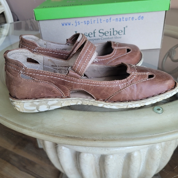 Josef Seibel European comfort shoes, size 8.5, bark color, leather - Picture 10 of 11
